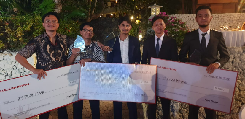Pelajar Indonesia memenangkan Tantangan Halliburton dengan proyek prospeksi panas bumi